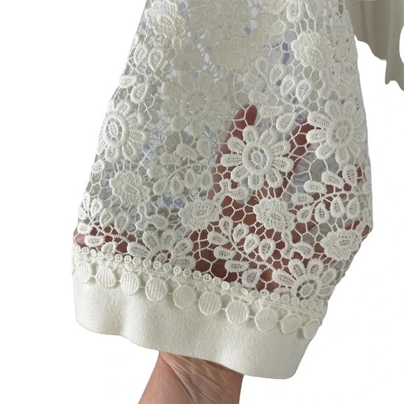 Flora Nikrooz Lana Robe Large Lace Sleeves - Picture 16 of 16